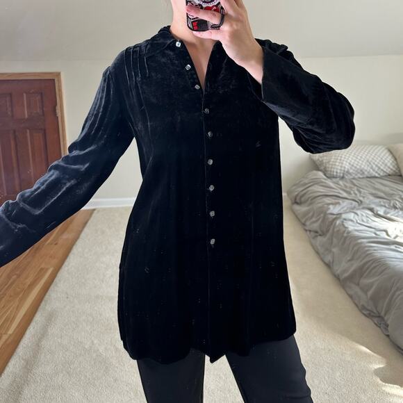 J.Jill: Luxe Velvet Black Velvet Pin Tuck Button Down Cardigan - Picture 4 of 5